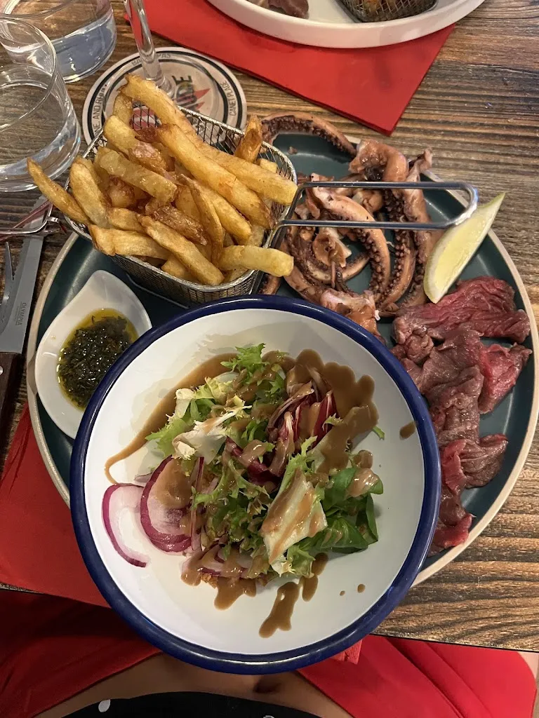 Sarz Ibrahim_La pierre chaude_Canet-en-Roussillon_recensione