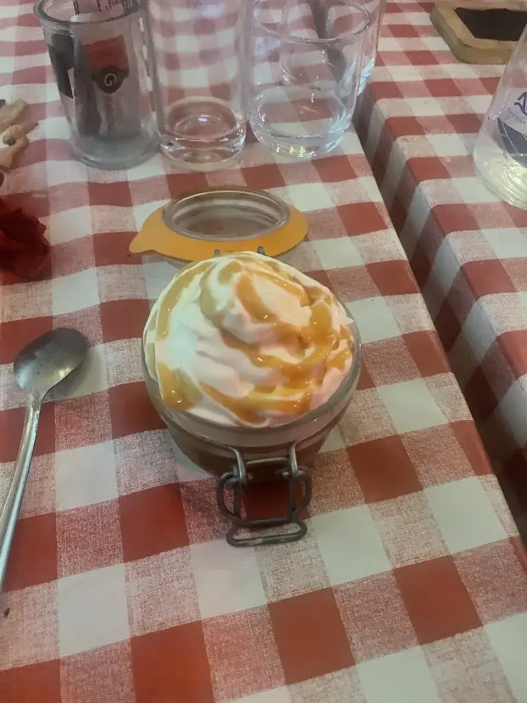 Virginie Vezine_Les Copains À Table_Canet-en-Roussillon_review