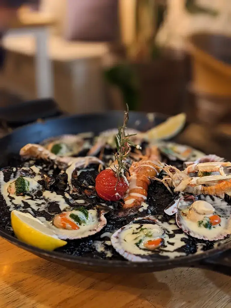 Mia Birau_La Siesta L’ Arroseria_Canet-en-Roussillon_review