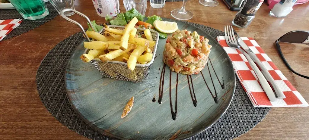 Au Comptoir Des Vignobles_Canet-en-Roussillon_slider_image_3