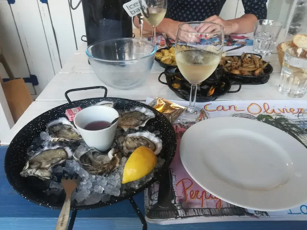 Tom H Tom_La Voile Bleue Can olivier_Canet-en-Roussillon_review