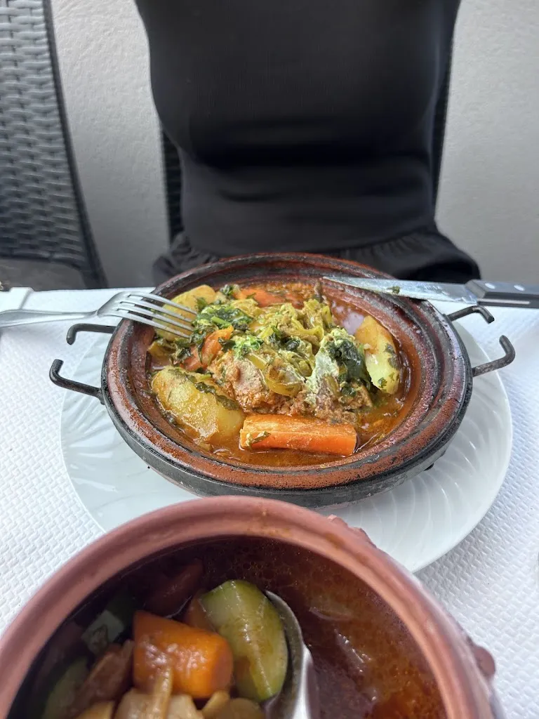 Jean-Bernard Devigne_La rose des vents_Canet-en-Roussillon_review