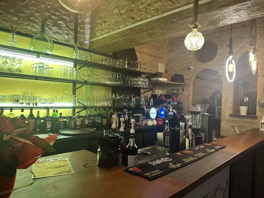 LA GUINGUETTE restaurant in Canet-en-Roussillon