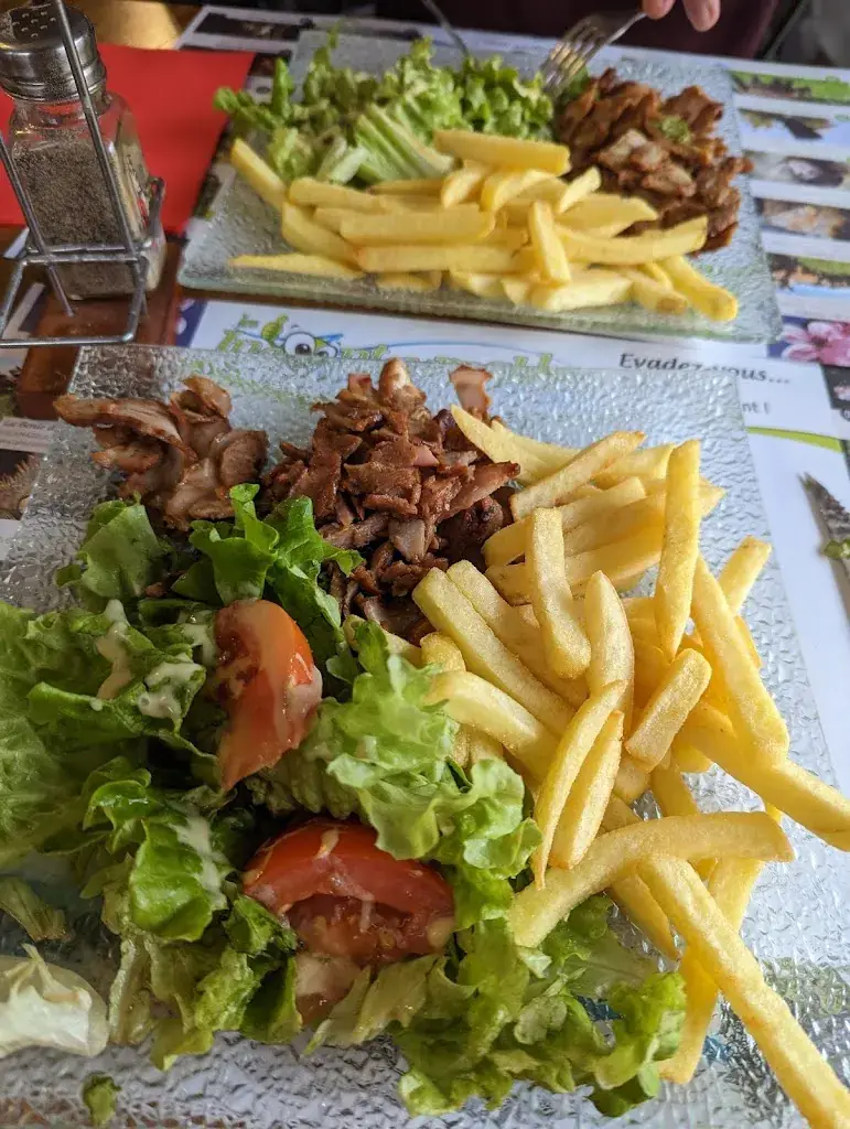 Tania_Bar Restaurant le Globe_Capdenac-Gare_review