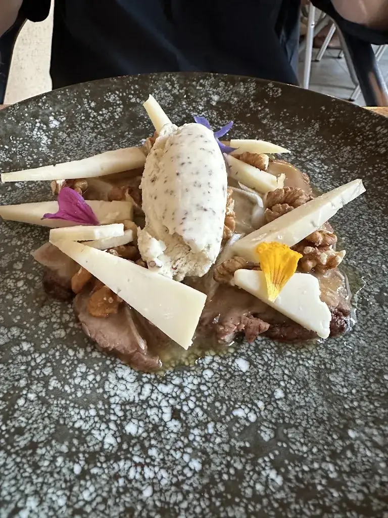 Angélique_La Renaissance_Capdenac-Gare_review