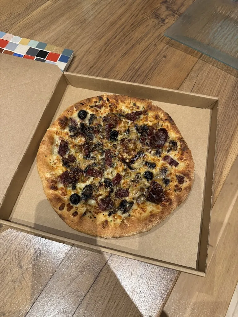 Marine Ratel_La Toscane_Capdenac-Gare_review