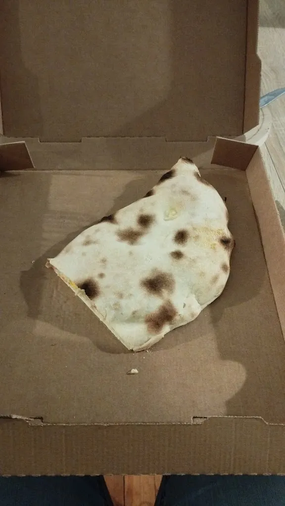 Victoire Caucanas_Pizza Cat Capdenac-Gare_Capdenac-Gare_review