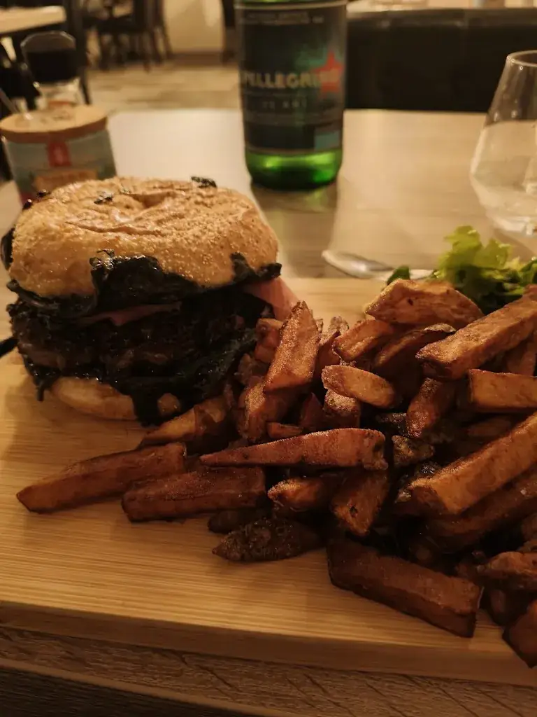 Mattia_Aux Délices de Camil Restaurant Traiteur_Capestang_review