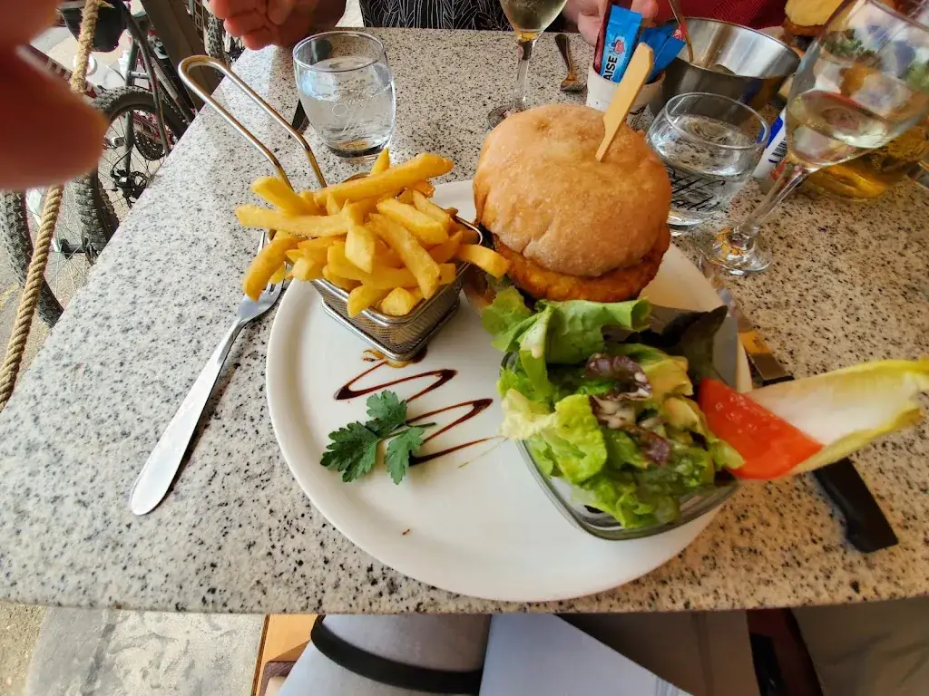 Tracy Berry_La Bateliere_Capestang_review