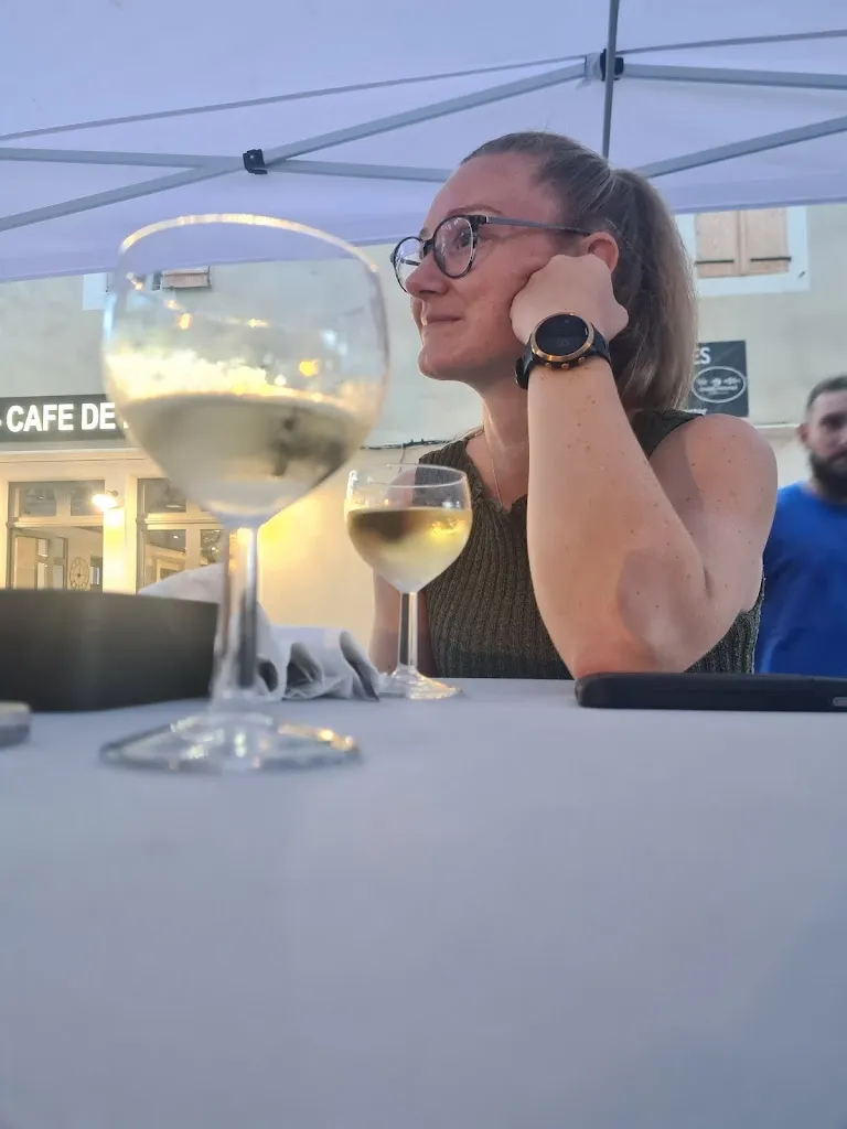 Joanne Cozens_Ondes Marines Capestang_Capestang_review