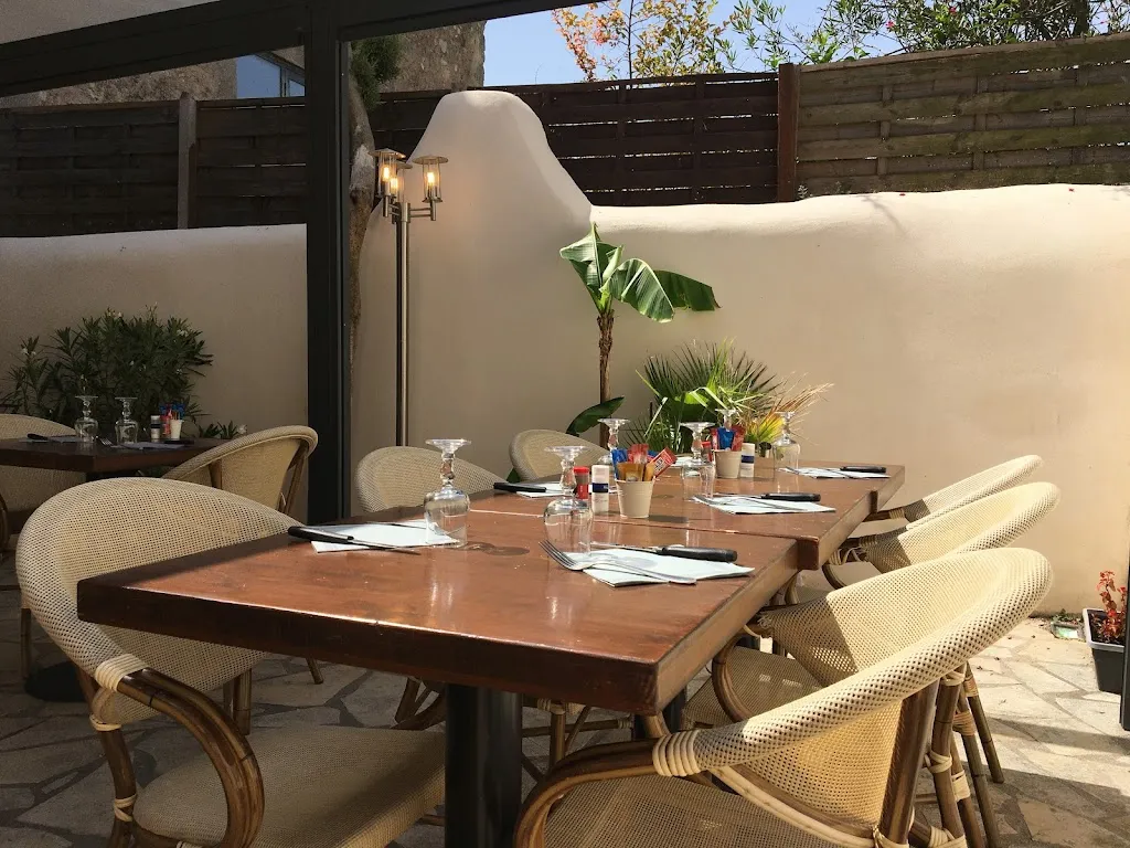 Le Provence Restaurant Pizzeria_Capestang_slider_image_3