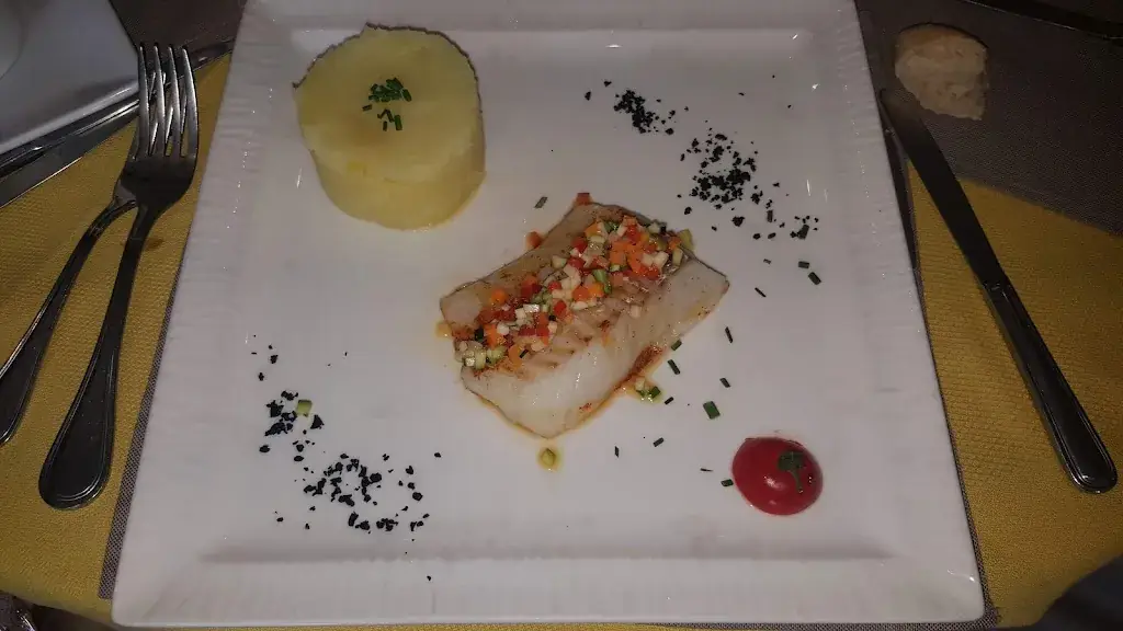 Menu_La Tour Sarrasine cuisine traditionnelle fait maison_Poilhes_image_9