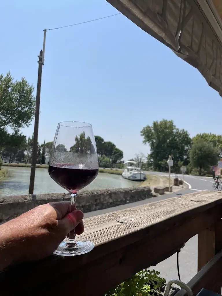 David Asmussen_La Tour Sarrasine cuisine traditionnelle fait maison_Poilhes_review