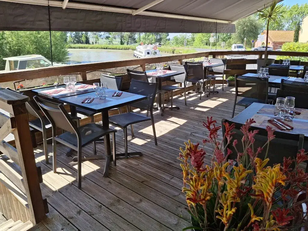 La Tour Sarrasine cuisine traditionnelle fait maison_Poilhes_slider_image_1