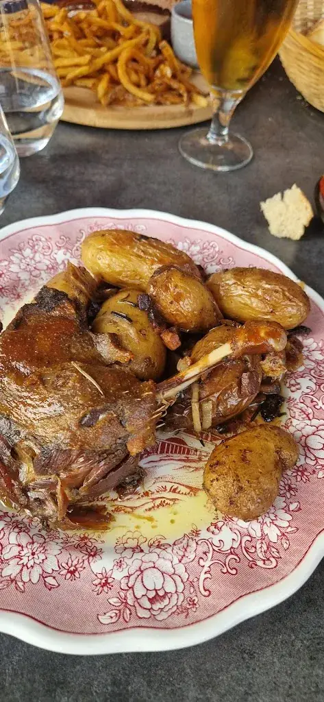 Tiphaine Mancheron_Café de la Terrasse_Capendu_review