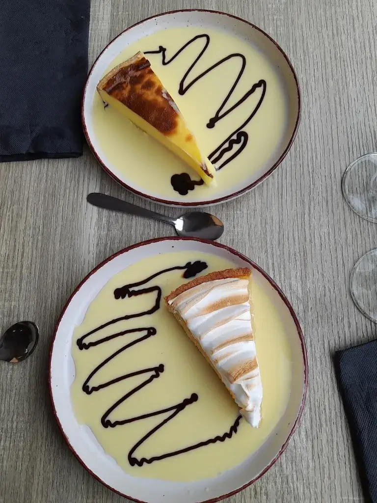 Bistrot L'Aïl Éclaté_Douzens_slider_image_3