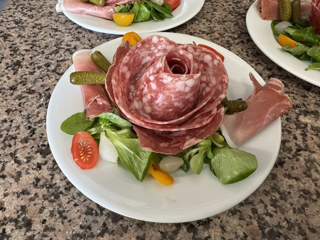 Café de la Terrasse_Marseillette_slider_image_2