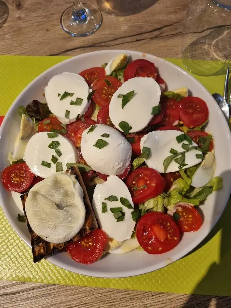 Christine DA COSTA_Bar Restaurant Le Central_Caraman_review