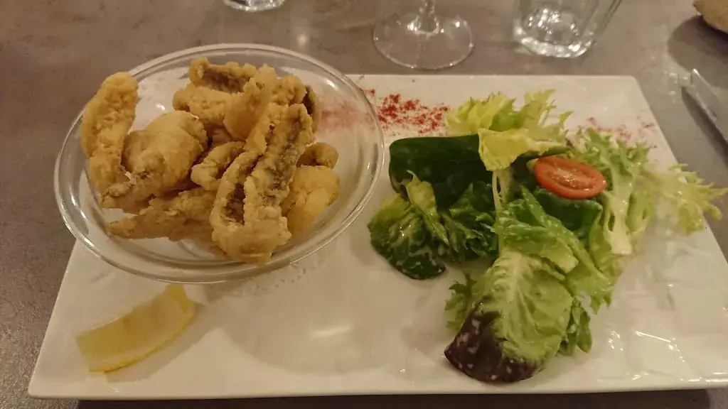 Table des Pierres Blanches_Lucenay_slider_image_2