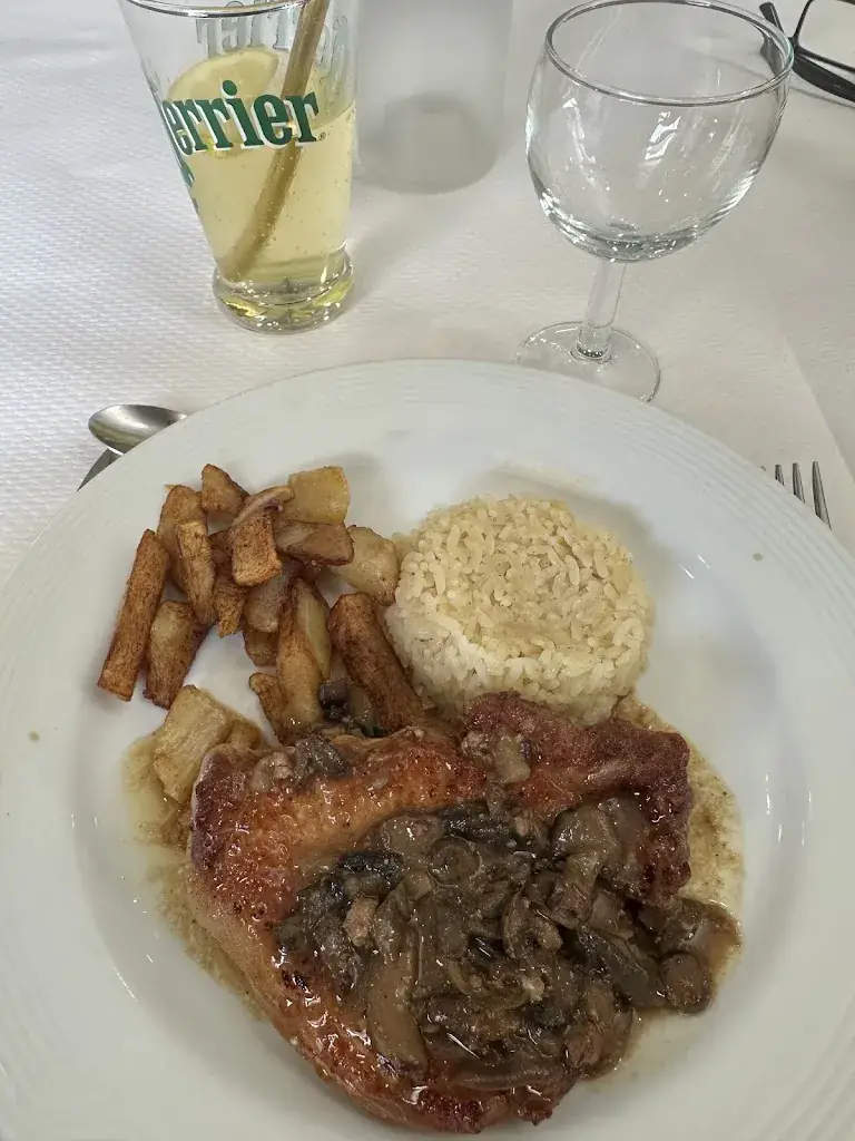 Restaurant de la Poste Caraman Sarl Gregoris_Caraman_slider_image_3