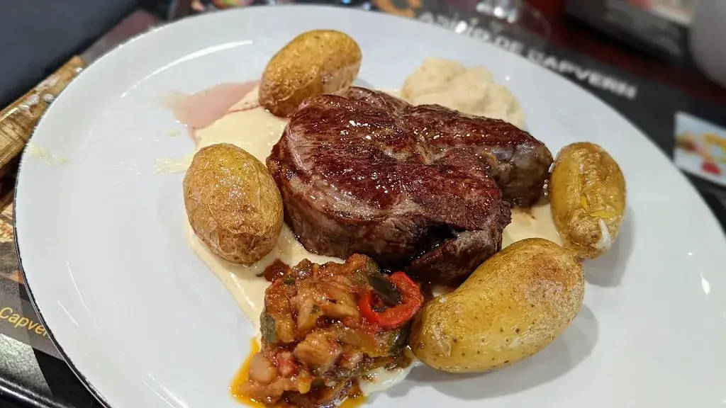 Restaurant le Mirage_Capvern_slider_image_3