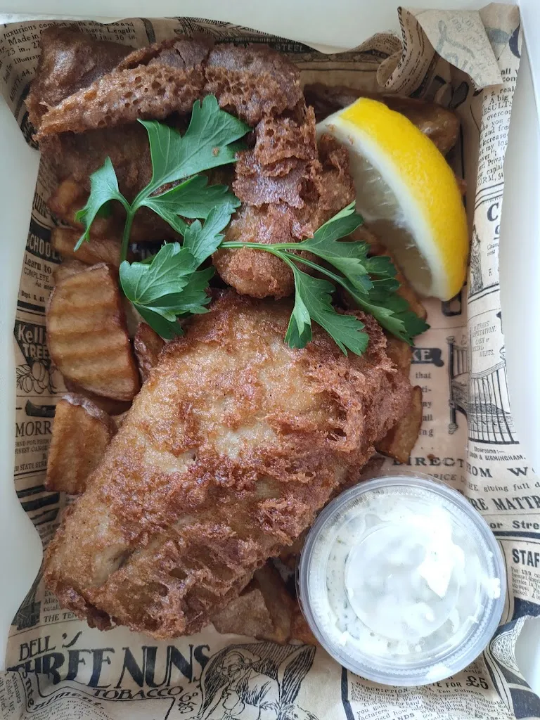 Royal Fish & Chips - Foodtruck_Capvern_slider_image_3