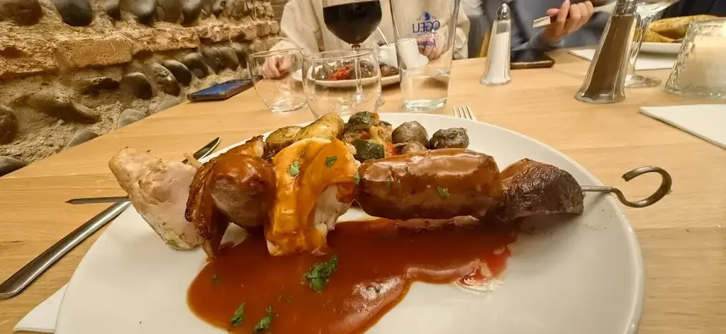 Julien ZHA_LES JARDINS DE CASTELGINEST_Castelginest_review