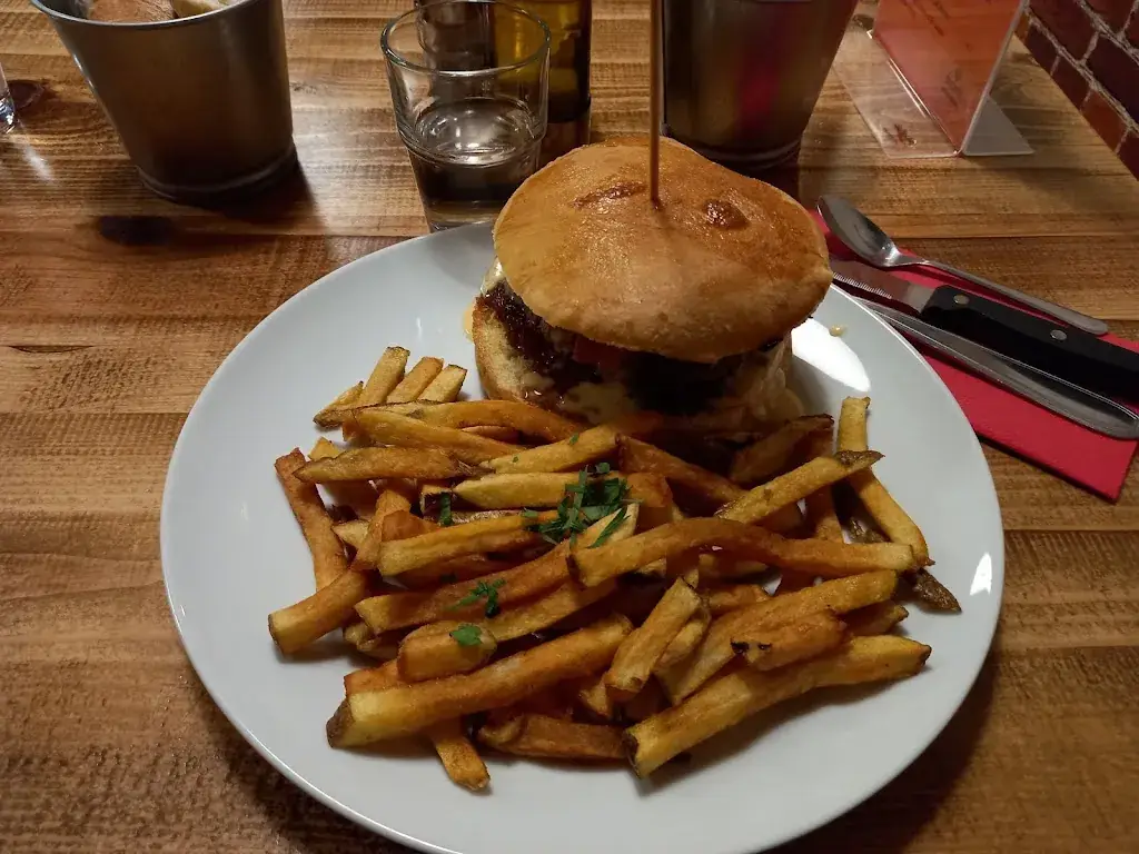 Kris Kris_La Brasserie du Centre_Carbonne_review