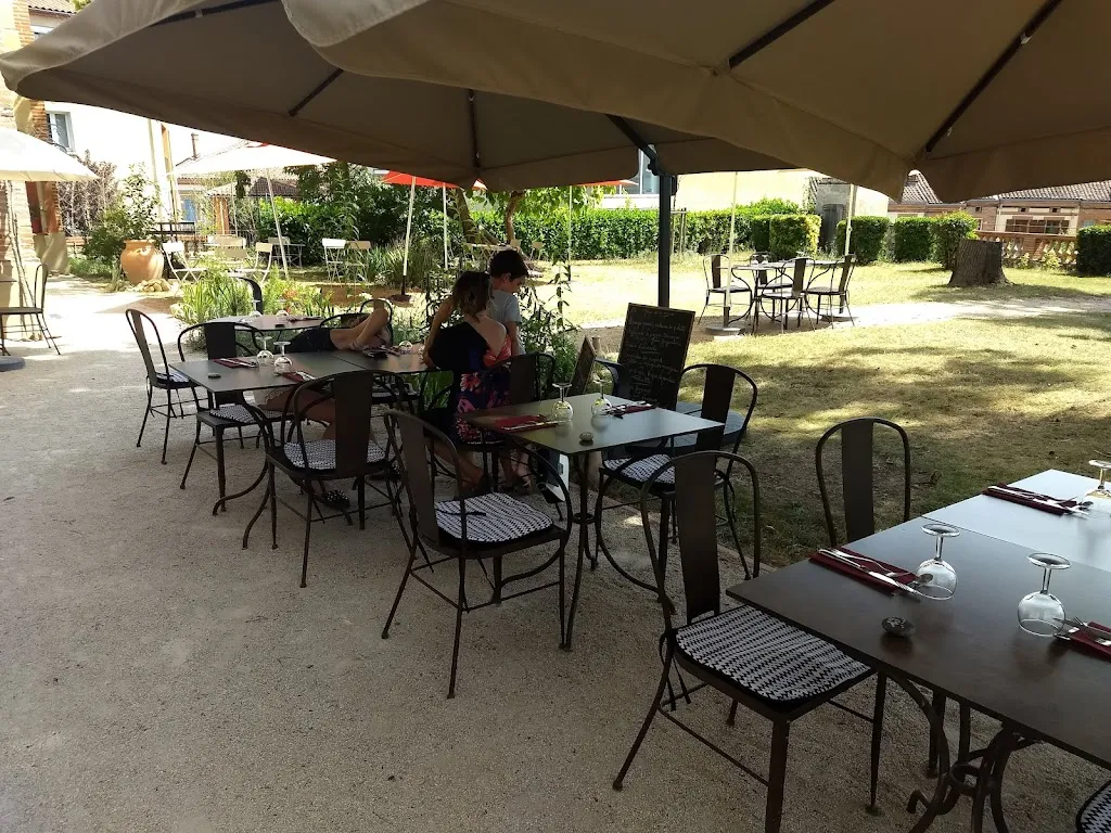 La Cantine du Prieuré_Lézat-sur-Lèze_slider_image_1