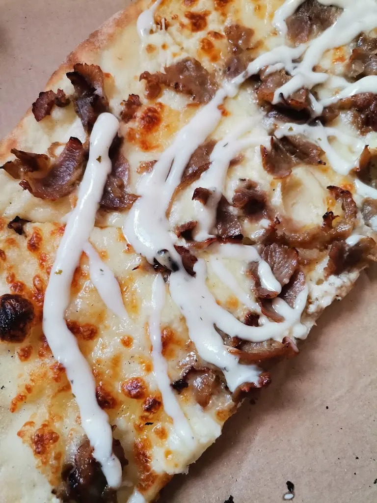 JENNIFER NOBLESSE_So Good Pizza_Carbonne_review