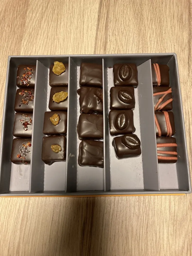 Valérie Dumont_Maison Gélis - Pâtisserie Chocolaterie à Carbonne_Carbonne_review