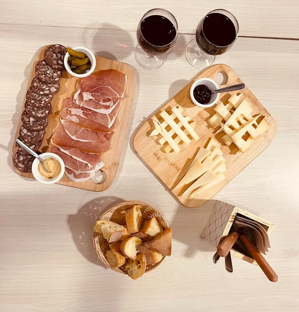 Café Des Halles_Carbonne_slider_image_2