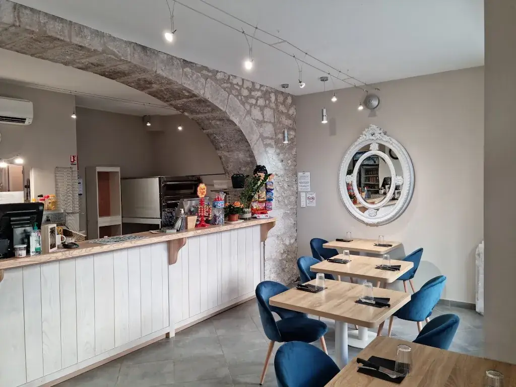 L'ESPRIT PIZZERIA restaurant in Castelnau-Montratier