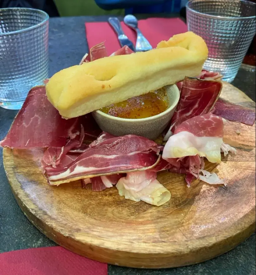 Momo J_Le Cachotier_Carcassonne_review