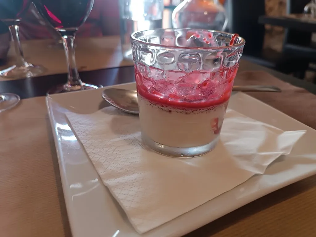 Ana Iglesias_Adélaïde_Carcassonne_review