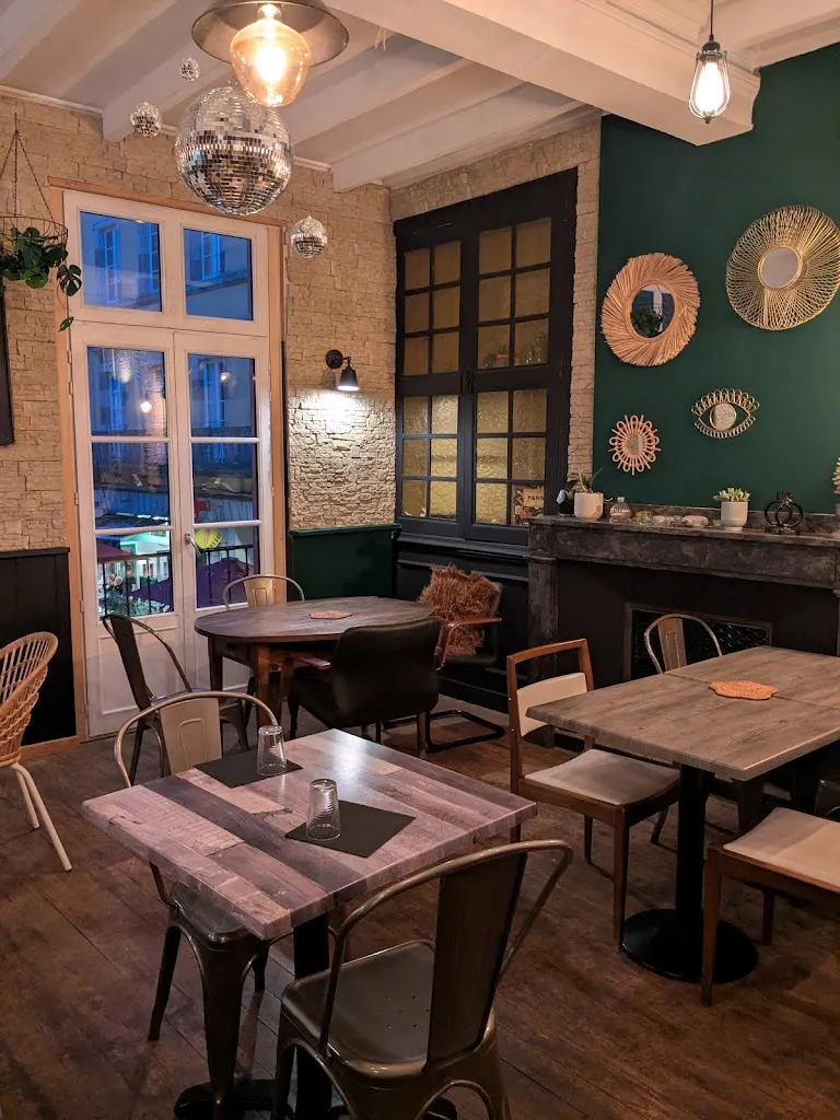 Kalika Goodman_Ô Trois Cinq Sept_Carcassonne_review