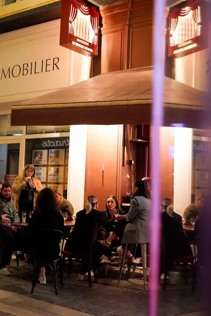 Le Rideau Rouge_Carcassonne_slider_image_1