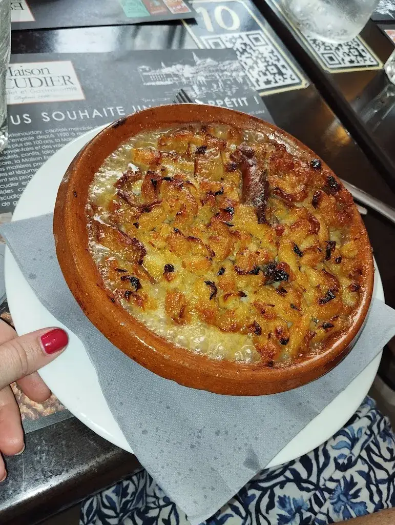 Iris C. Permuy - TraducArte_Le Ptit Moka Benoit_Castelnaudary_review