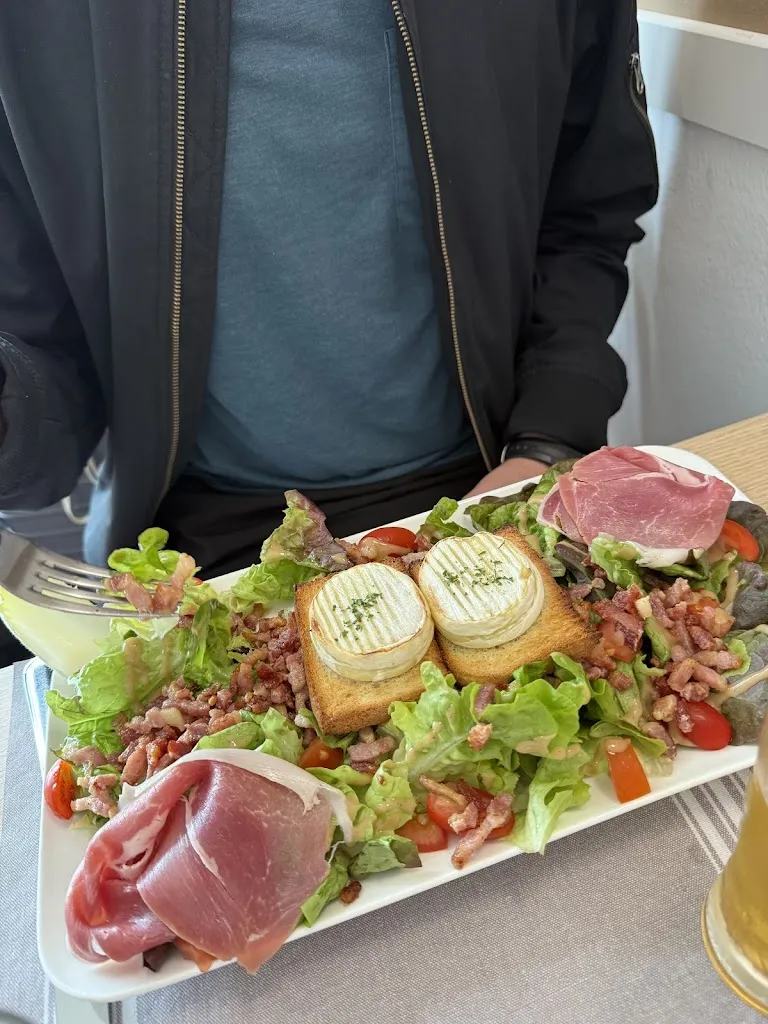 Bailee Doherty_Le Quai 21_Castelnaudary_review