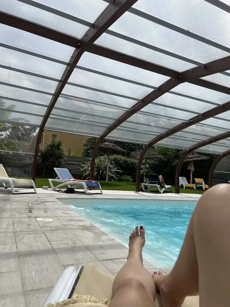 Freya_LOGIS Hôtel-Restaurant Le Clos Fleuri_Castelnaudary_review