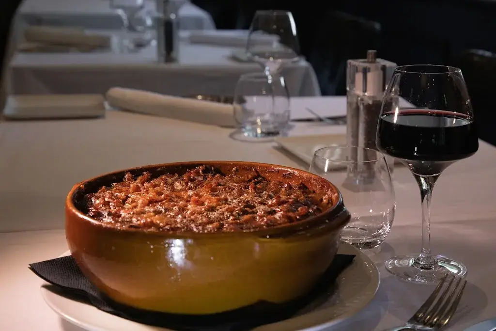 Le Centre Restaurant et Hôtel_Castelnaudary_slider_image_2