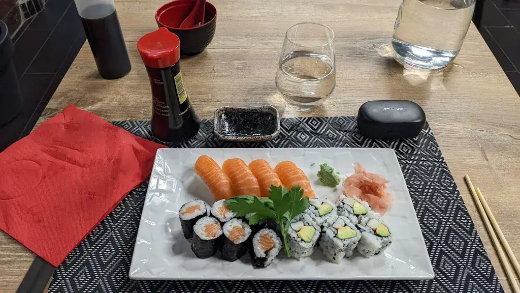 Nicolas Estrem_New sushi_Castelnaudary_review