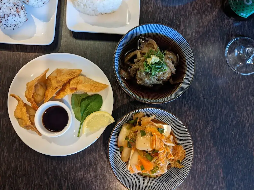 Asha Neuville_Les Deux Grenouilles_Castelnau-le-Lez_review