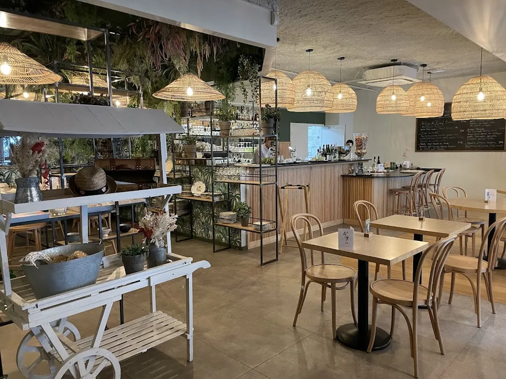 Esteban Zouloutango_Maison Savoure Restaurant_Limonest_review