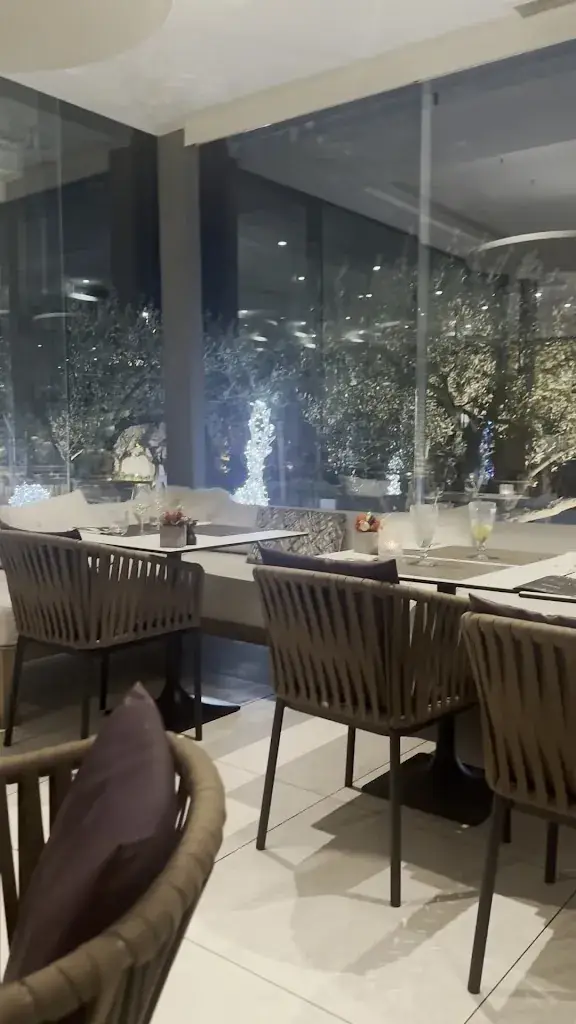 Daniella Crochet_La Plage Verchant_Castelnau-le-Lez_Bewertung