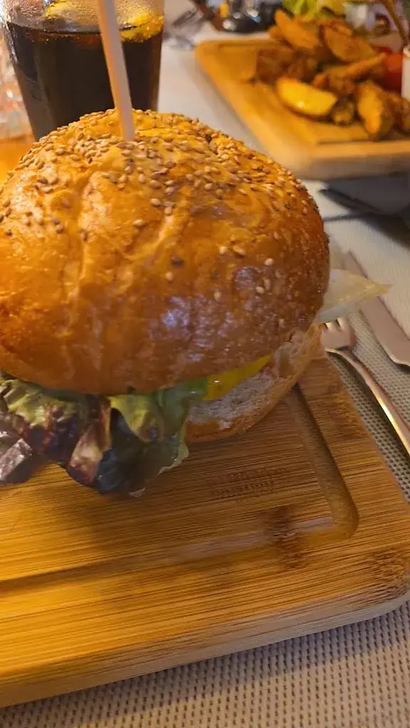 Les Jarres_Castillon-du-Gard_slider_image_2