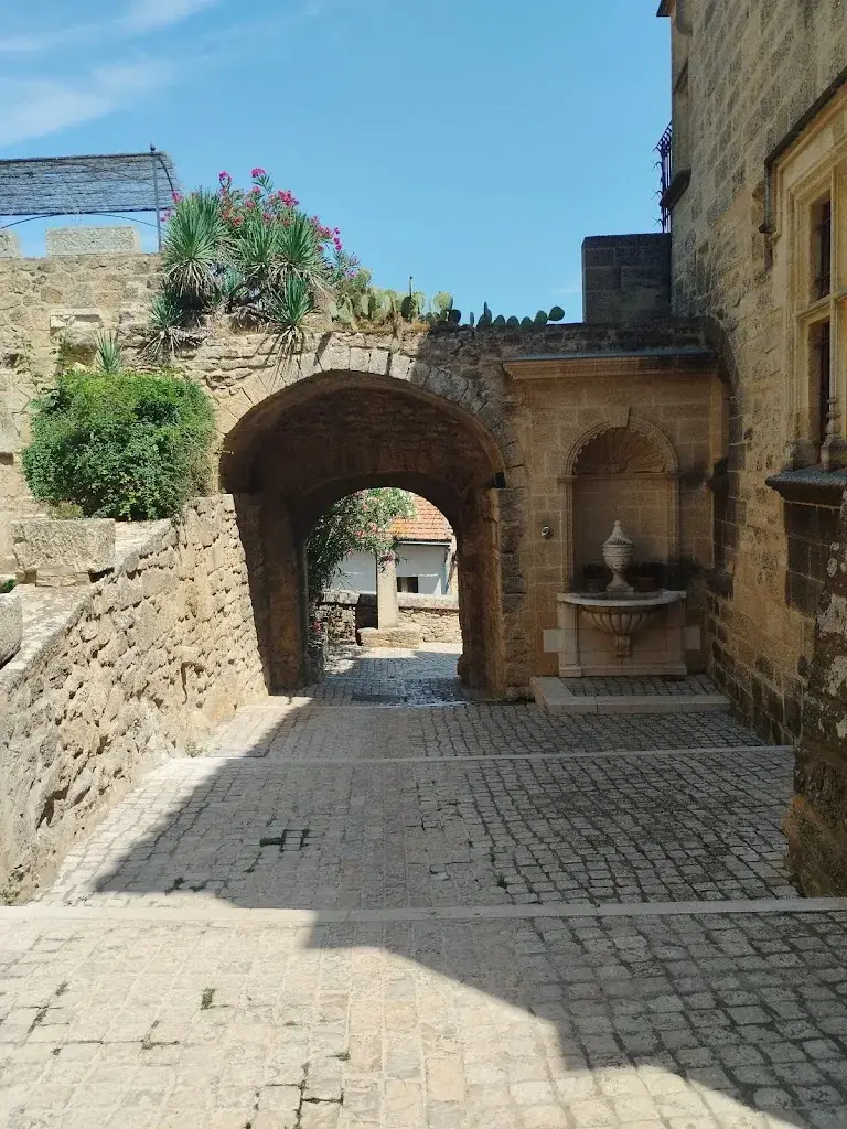 L'AMPHITRYON_Castillon-du-Gard_slider_image_2