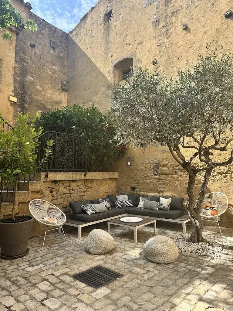 Jeff Xu_Hotel Le Vieux Castillon_Castillon-du-Gard_review