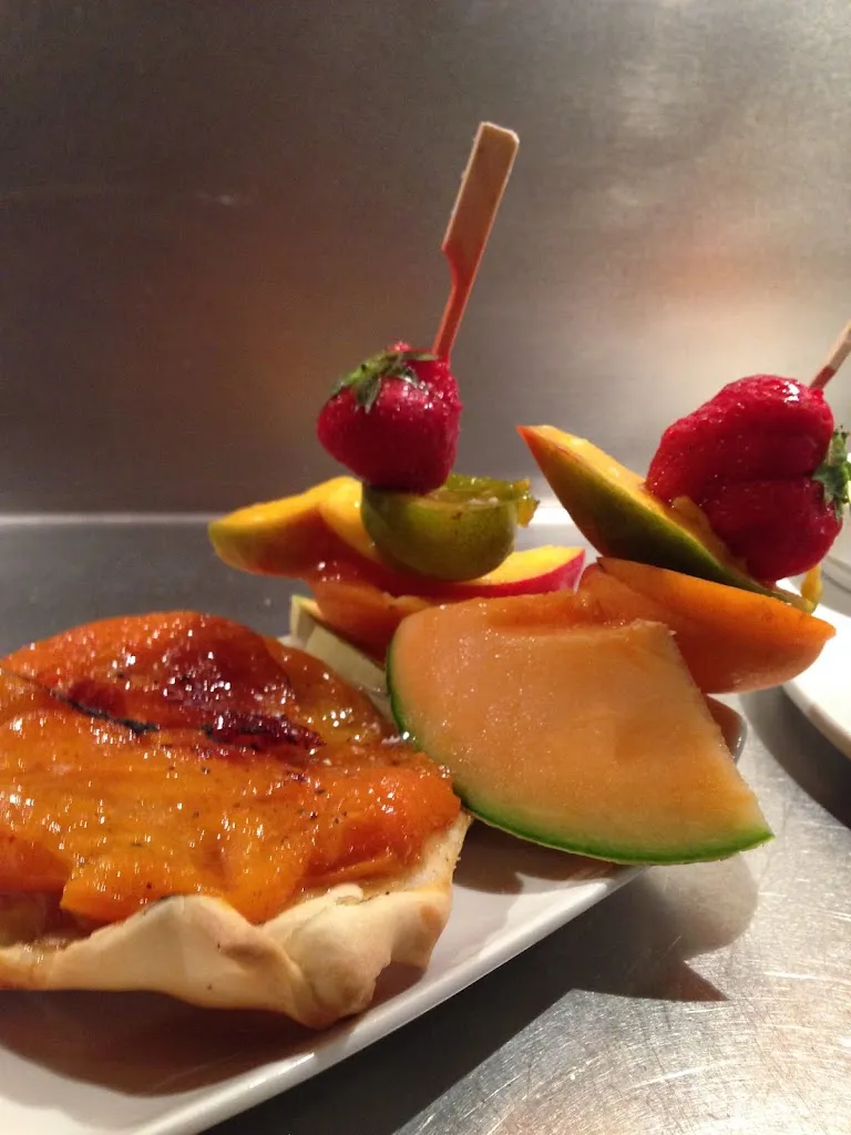 L'Huître et la Vigne_Saint-Hilaire-d'Ozilhan_slider_image_3