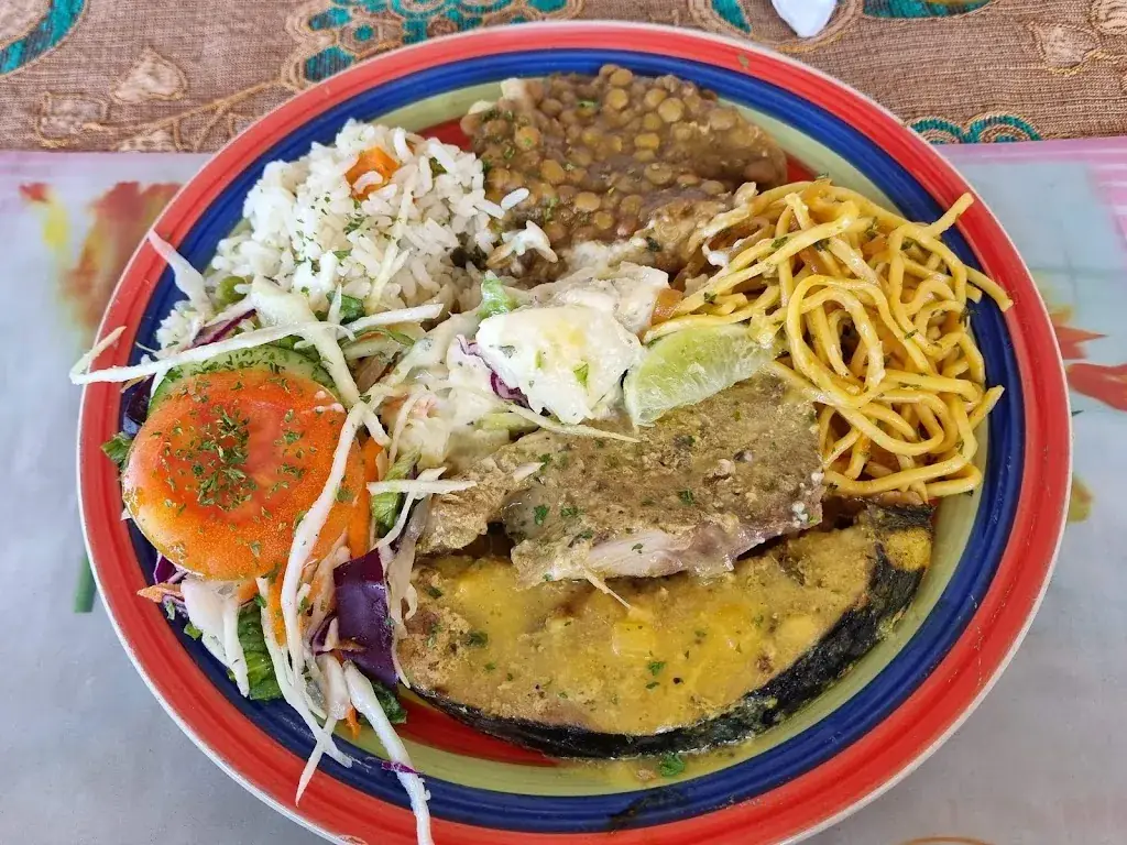 Seaview Restaurant & Bar_Lucia_slider_image_1